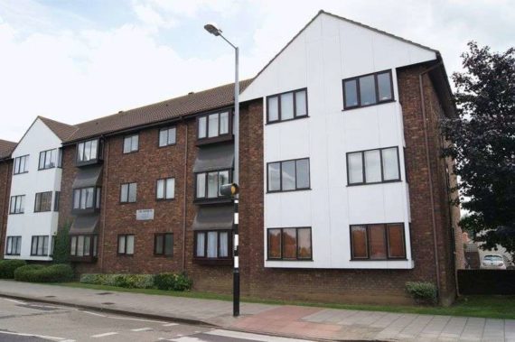 2 bedroom Flat to re...